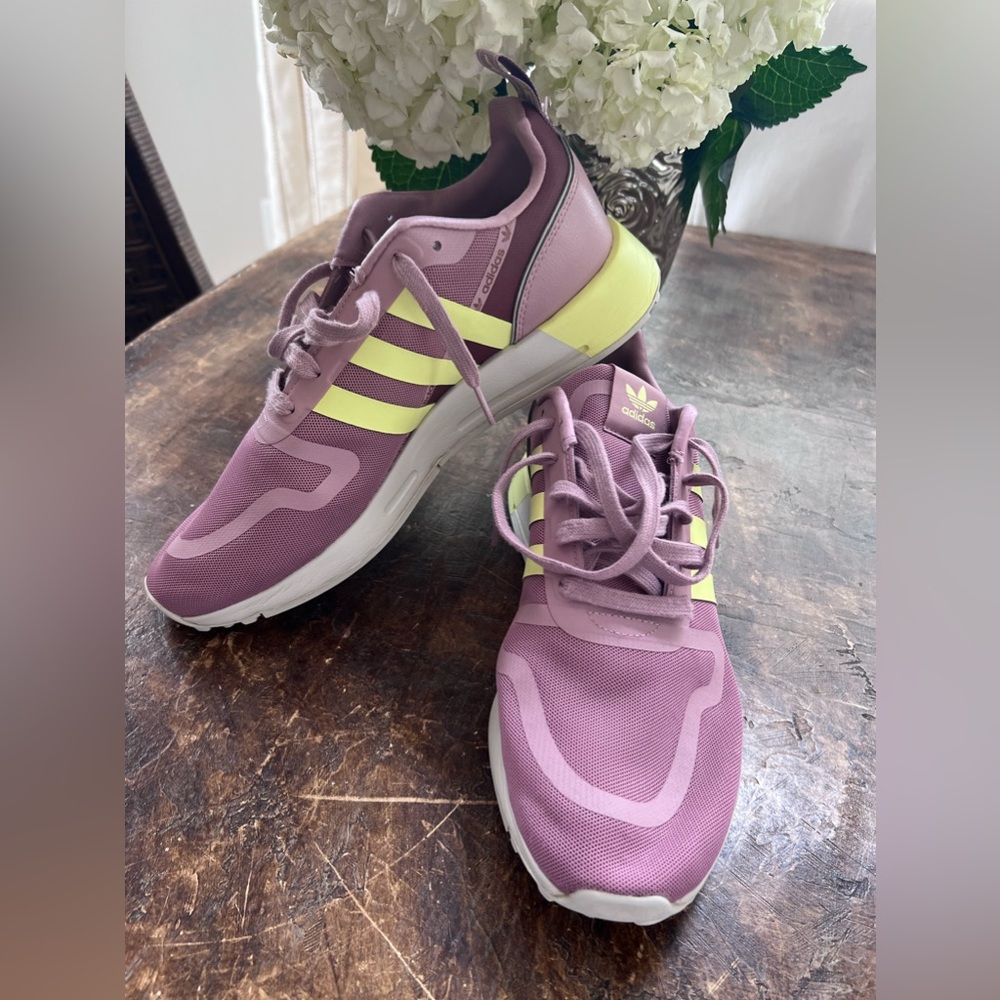 Adidas women’s sneaker.  Almost new!  Size 12